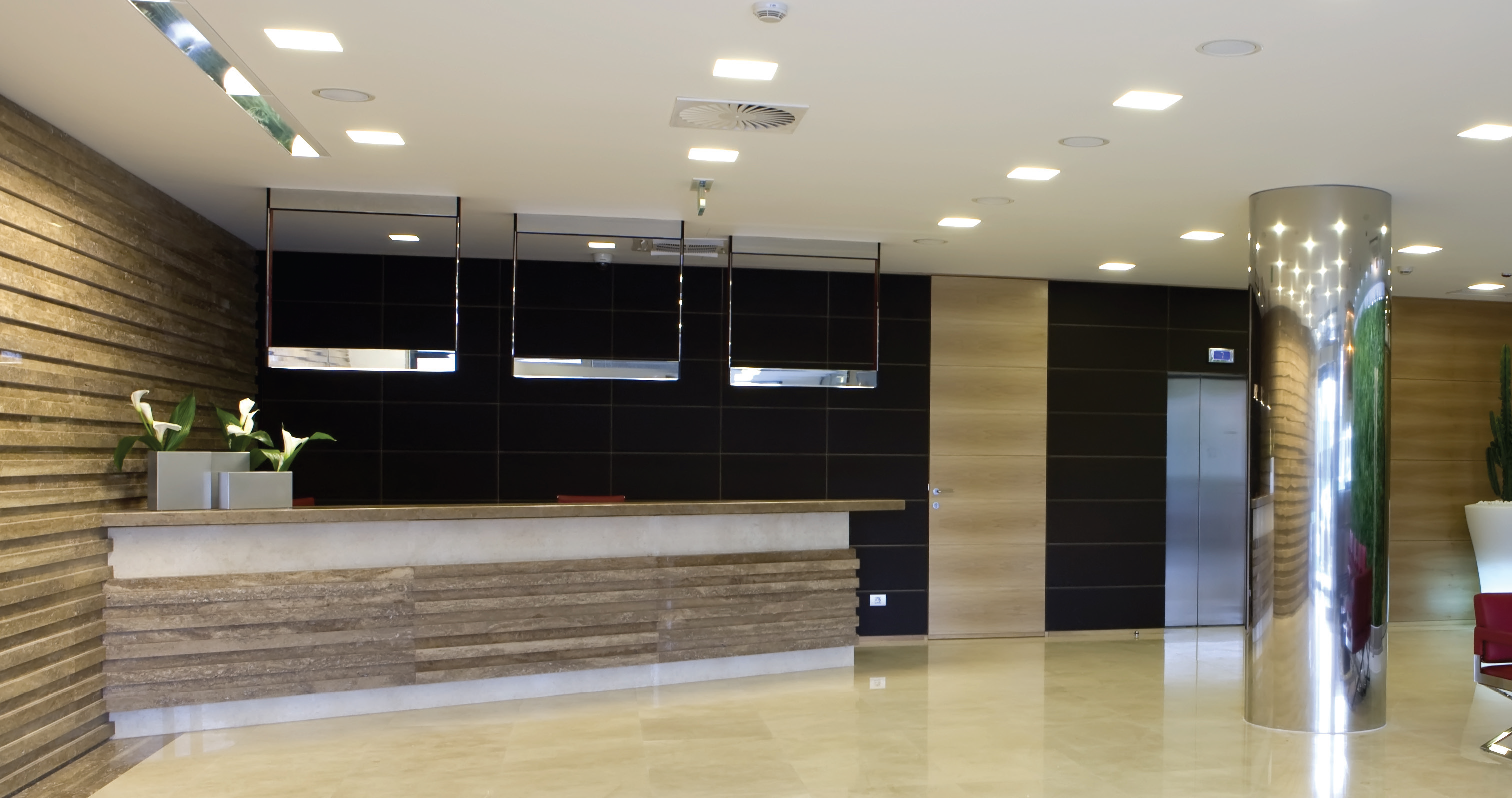wipro-iris-slim-square-surface-downlighter-12w-6000k.png